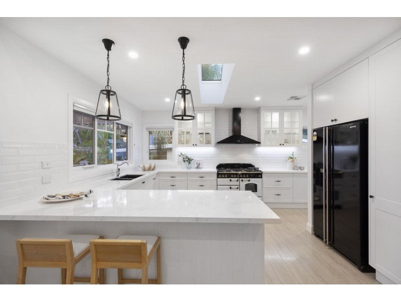 17 Burrawong Street, Bateau Bay NSW 2261