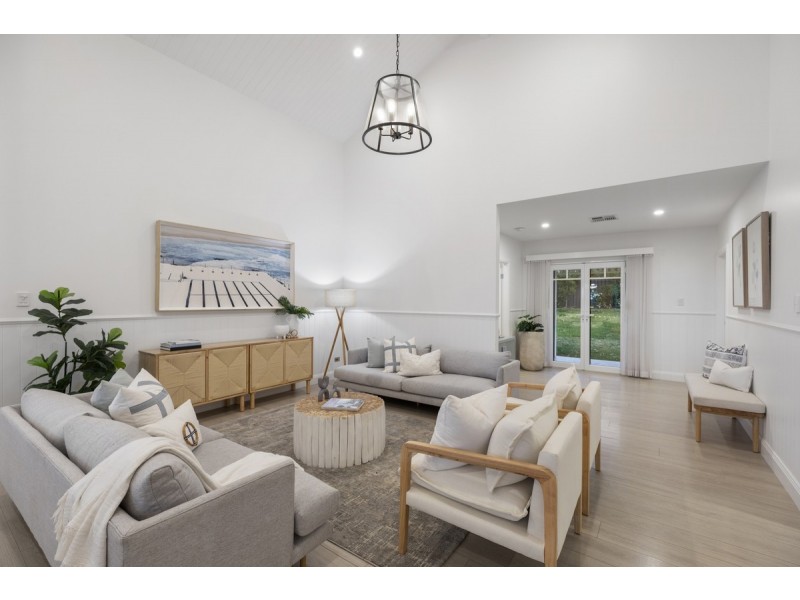 17 Burrawong Street, Bateau Bay NSW 2261