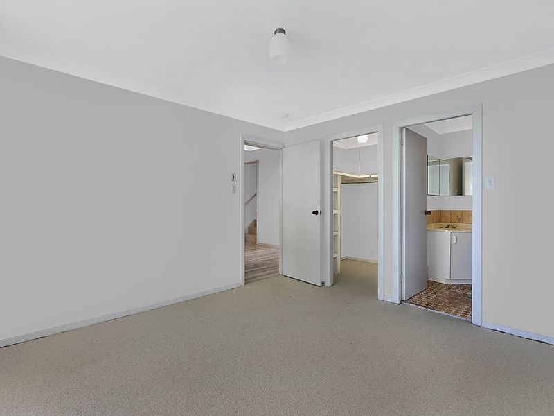 9 Longs Road, Bateau Bay NSW 2261