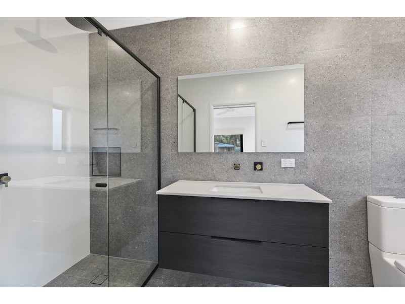 95 Lakin Street, Bateau Bay NSW 2261