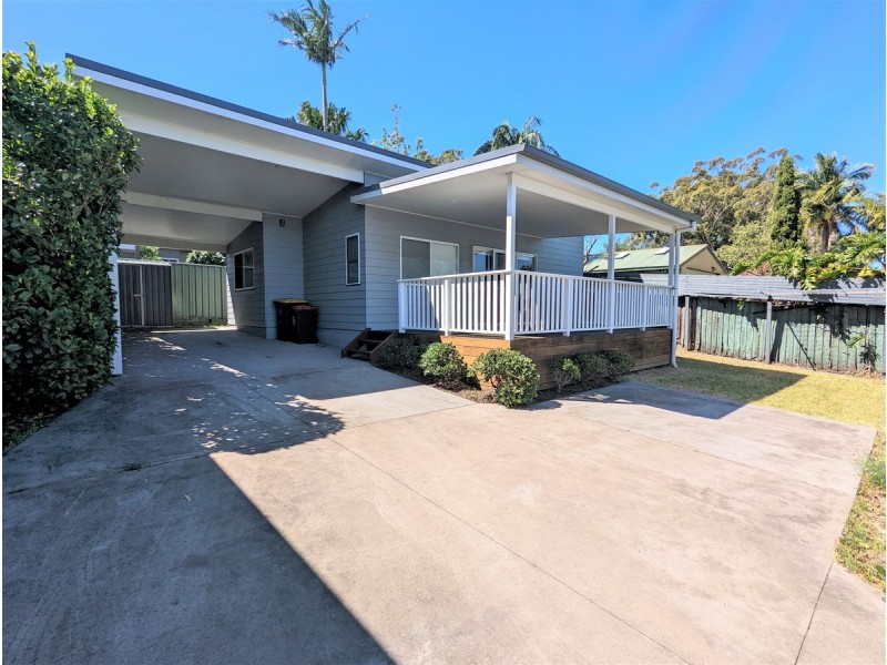 714a The Entrance Road, Bateau Bay NSW 2261