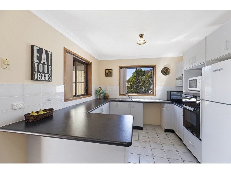 2/6 Anzac Road, Long Jetty NSW 2261