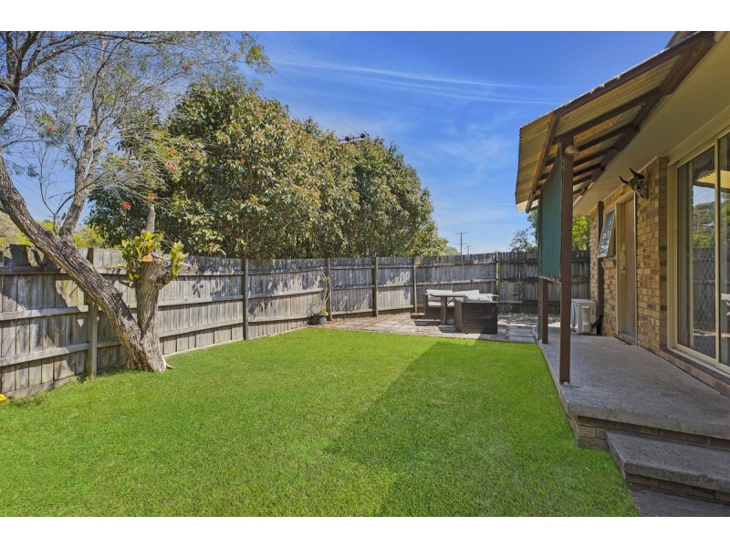 13 Hobbs Close, Bateau Bay NSW 2261
