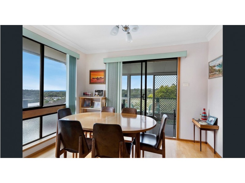 7 Blue Lagoon Close, Bateau Bay NSW 2261