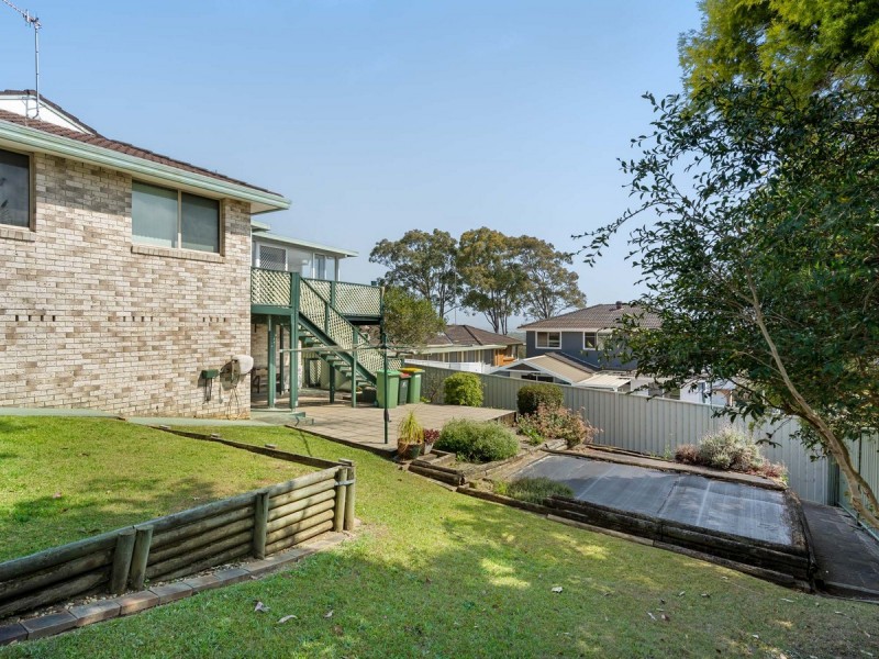 7 Blue Lagoon Close, Bateau Bay NSW 2261