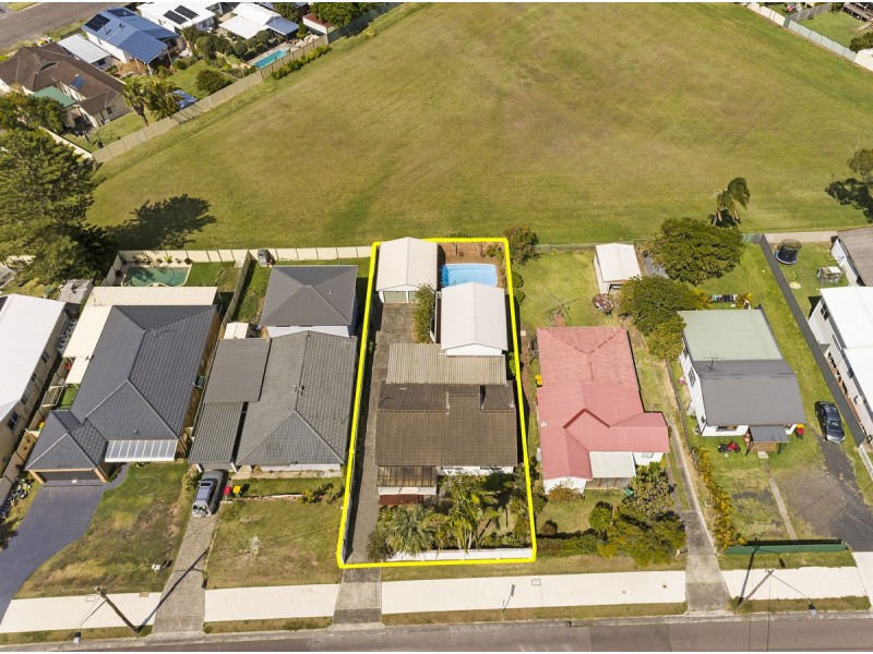 548 The Entrance Road, Bateau Bay NSW 2261