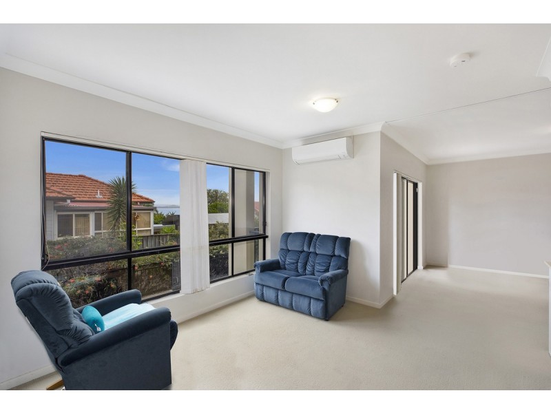 8/18-24 Battley Avenue, The Entrance NSW 2261