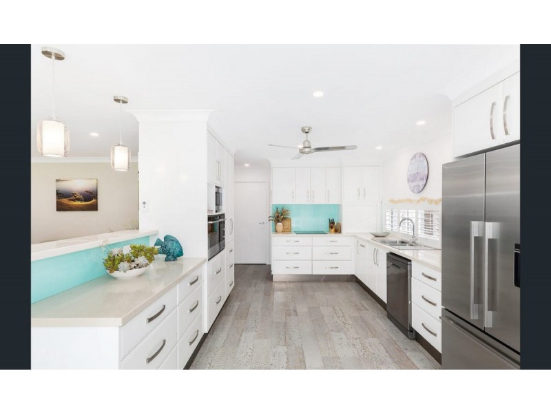 8 Katungal Street, Bateau Bay NSW 2261