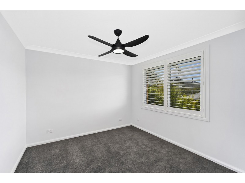 5 Faye Close, Bateau Bay NSW 2261