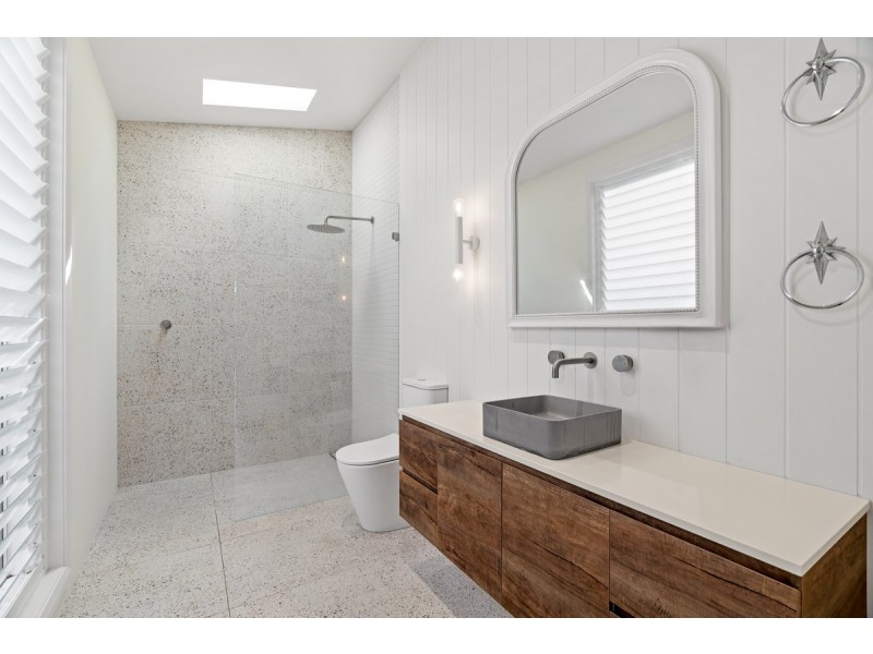 730a The Entrance Road, Bateau Bay NSW 2261
