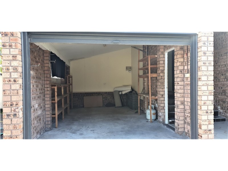 2/9 Warrigal Street, The Entrance NSW 2261