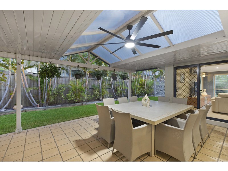 51 Bataan Circuit, Bateau Bay NSW 2261