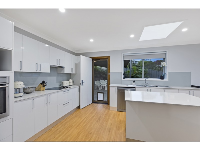 31 Braemar Drive, Wamberal NSW 2260