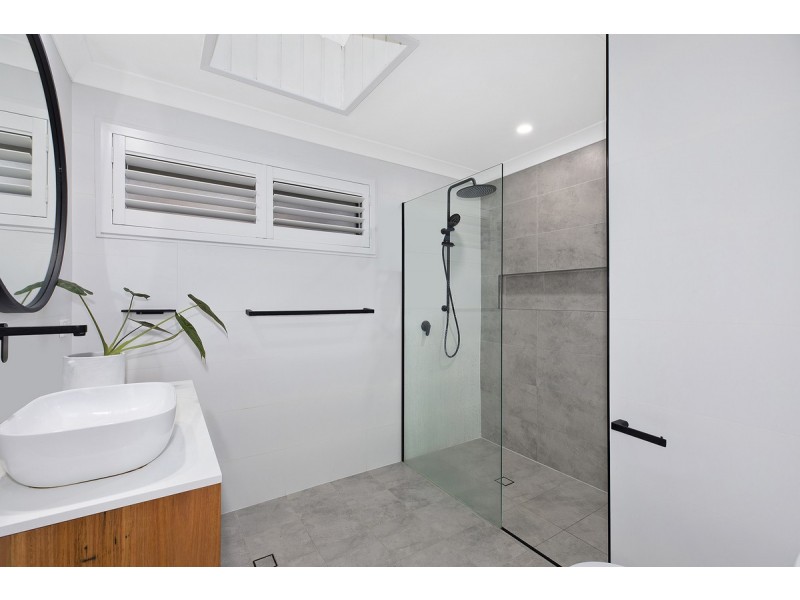 31 Braemar Drive, Wamberal NSW 2260