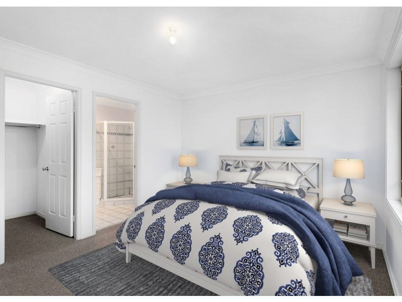 3/2-4 Yethonga Avenue, Blue Bay NSW 2261