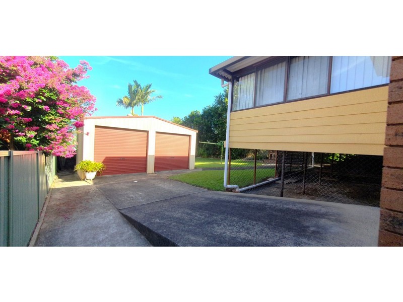 10 Promenade Avenue, Bateau Bay NSW 2261