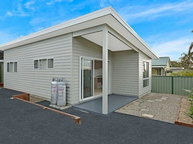 558A The Entrance Road, Bateau Bay NSW 2261