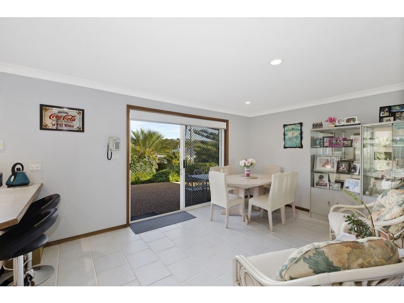1 Epsom Place, Bateau Bay NSW 2261