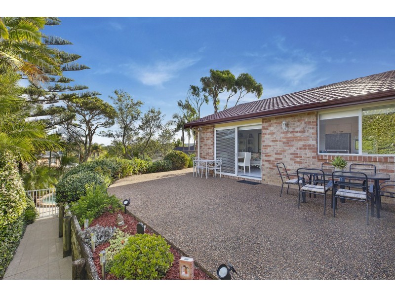 1 Epsom Place, Bateau Bay NSW 2261