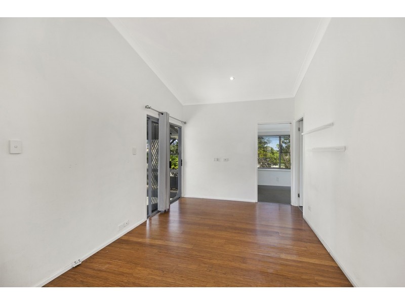 1026 The Entrance Road, Forresters Beach NSW 2260