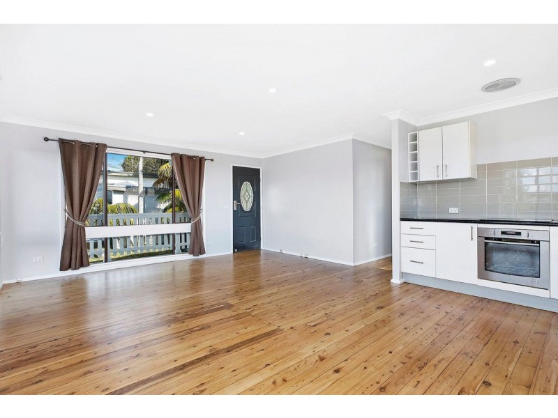 591 The Entrance Road, Bateau Bay NSW 2261