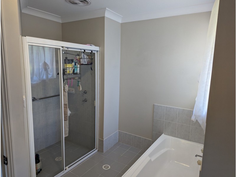 13A Aurora Place, Bateau Bay NSW 2261