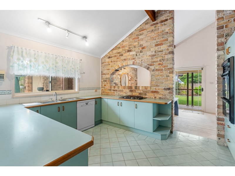 24 Yakalla Street, Shelly Beach NSW 2261