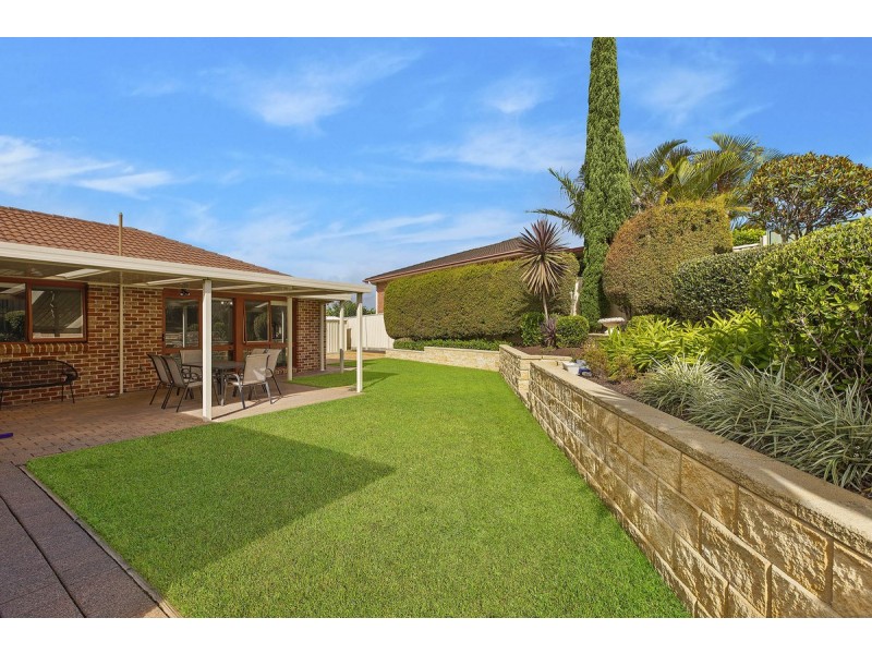 37 Morley Avenue, Bateau Bay NSW 2261