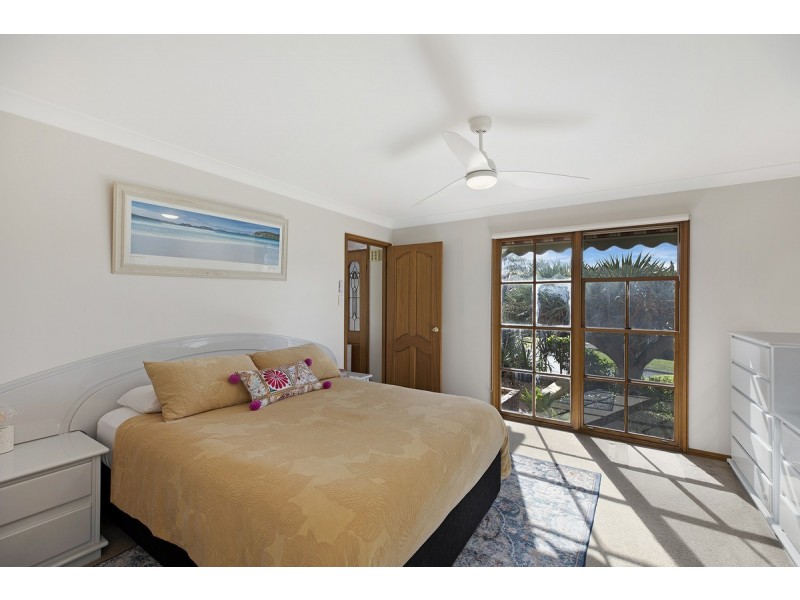 37 Morley Avenue, Bateau Bay NSW 2261