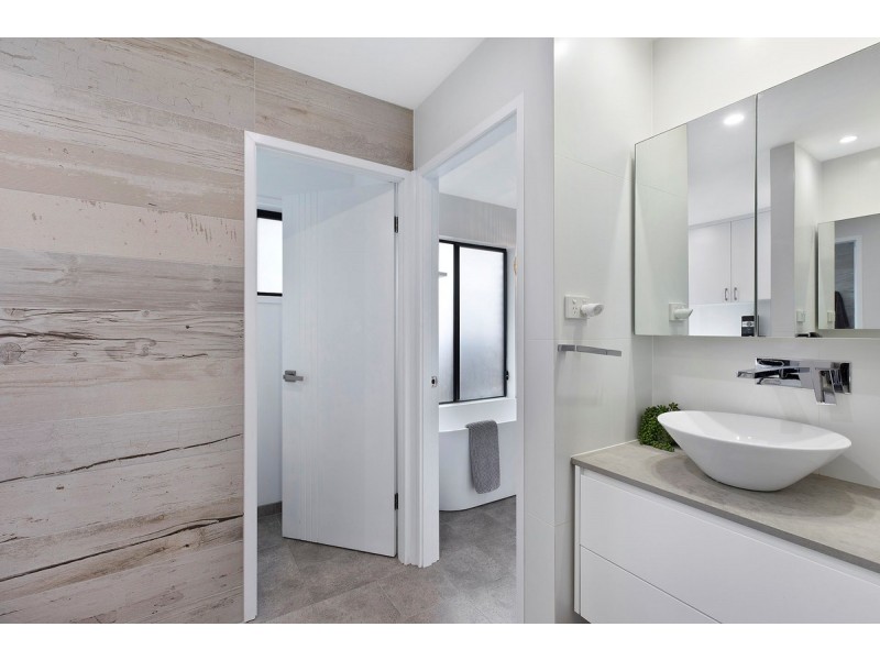 12 Viscount Close, Shelly Beach NSW 2261