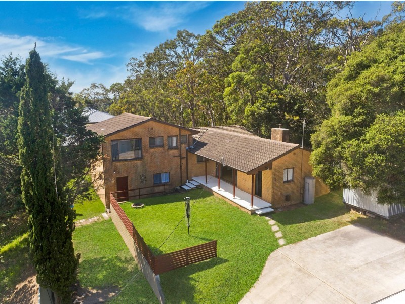 10 Darrin Close, Bateau Bay NSW 2261