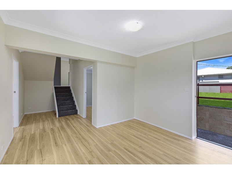10 Darrin Close, Bateau Bay NSW 2261