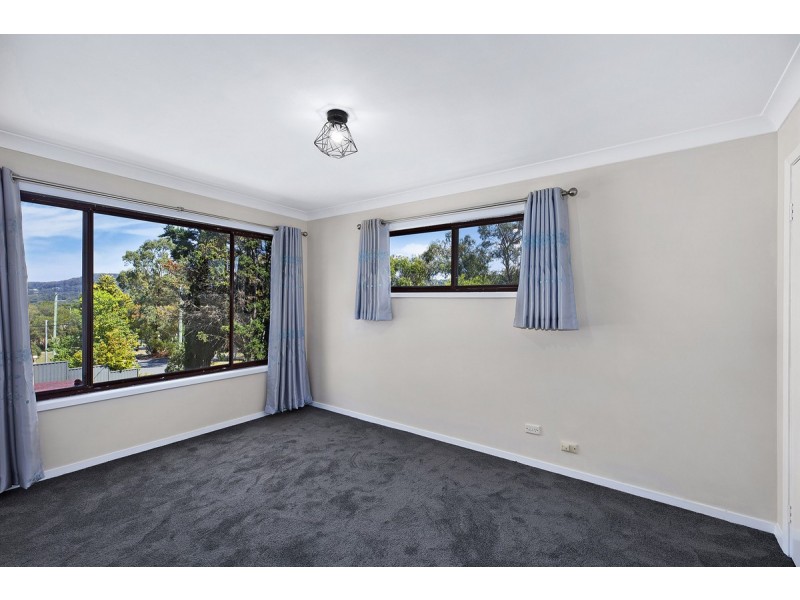10 Darrin Close, Bateau Bay NSW 2261