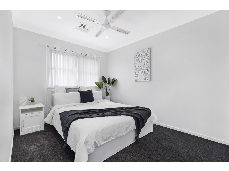 5 Whalans Road, Bateau Bay NSW 2261