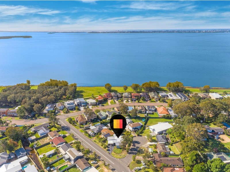 6 Kingsford Smith Drive, Berkeley Vale NSW 2261
