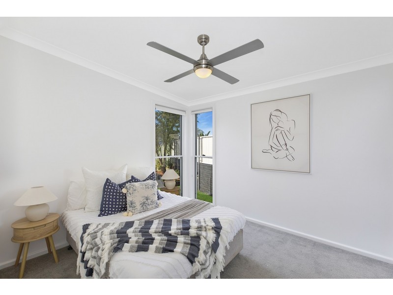 6 Kingsford Smith Drive, Berkeley Vale NSW 2261