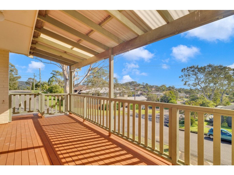 32 Mermaid Drive, Bateau Bay NSW 2261