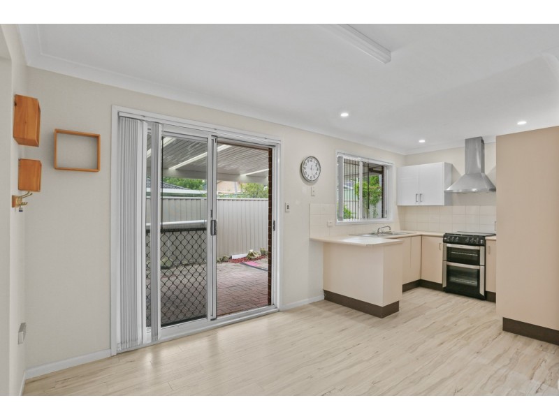 1 Pine Court, Blue Haven NSW 2262