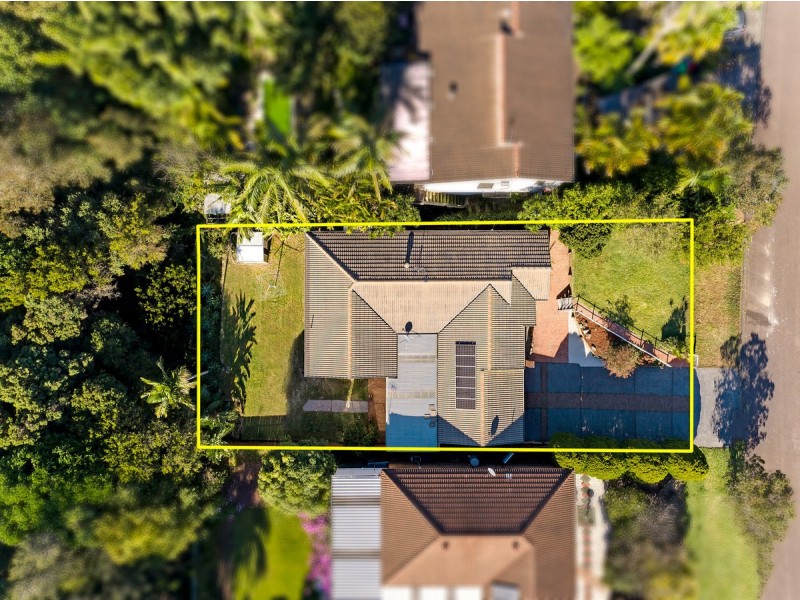 18 Redgum Close, Bateau Bay NSW 2261