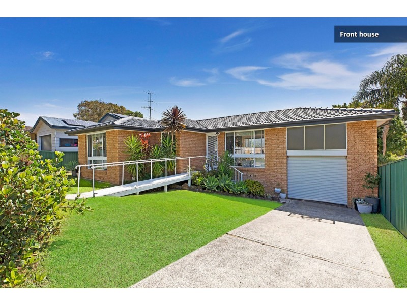 19 Premier Way, Bateau Bay NSW 2261