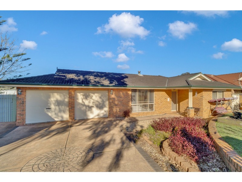 259 Cresthaven Avenue, Bateau Bay NSW 2261