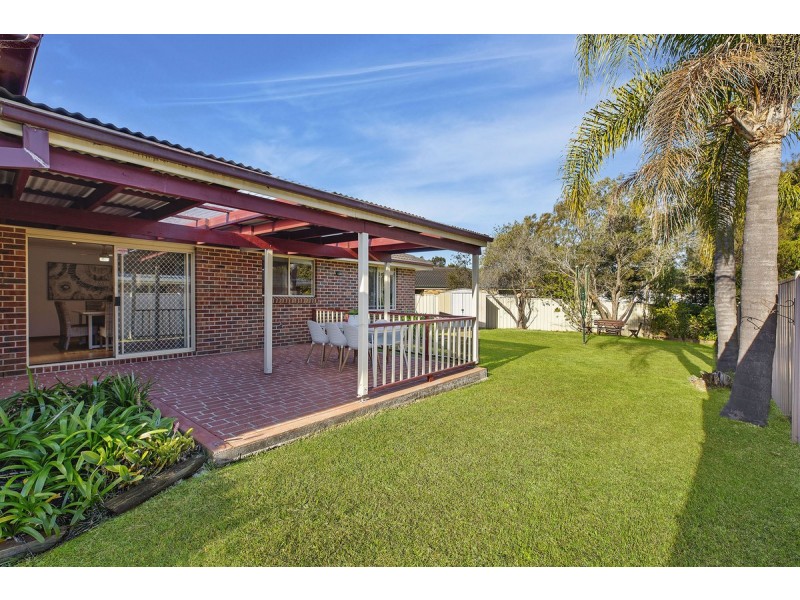 17 Epsom Place, Bateau Bay NSW 2261