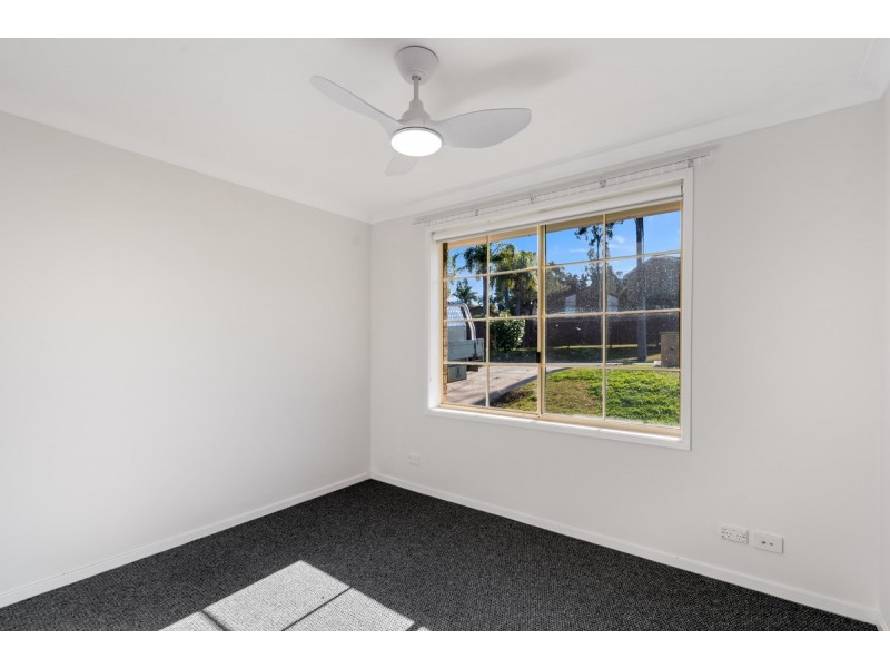 4 Neville Close, Bateau Bay NSW 2261