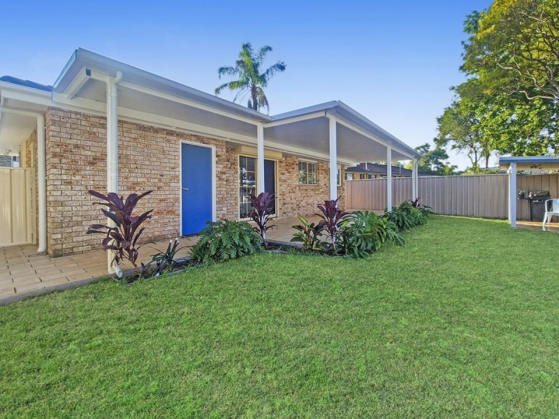 4 Neville Close, Bateau Bay NSW 2261