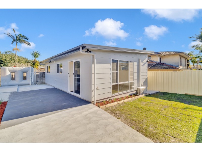 15a Ashton Avenue, The Entrance NSW 2261