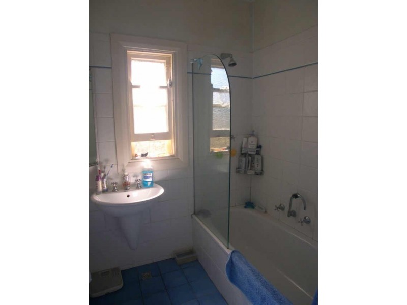127  129 Barrenjoey Rd, Ettalong Beach NSW 2257