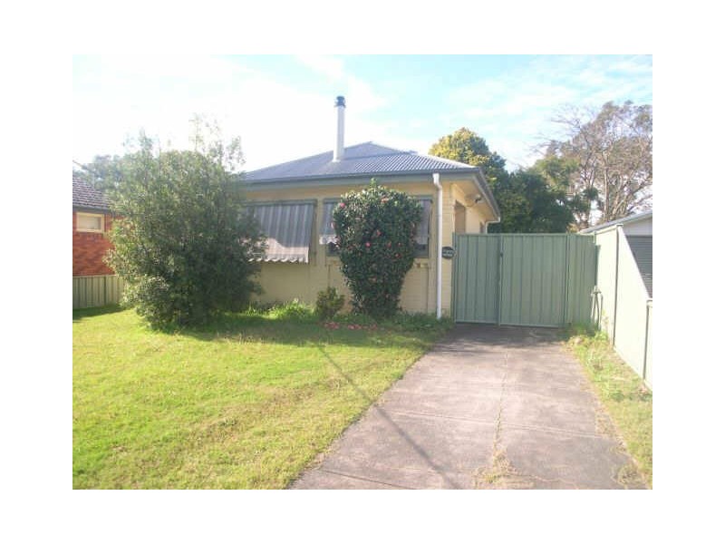 54 Springwood Ave, Ettalong Beach NSW 2257