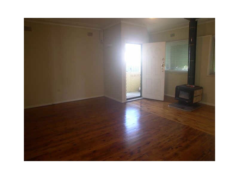 54 Springwood Ave, Ettalong Beach NSW 2257