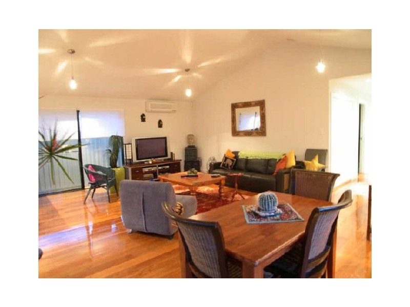 1/17 Gross St, Umina Beach NSW 2257