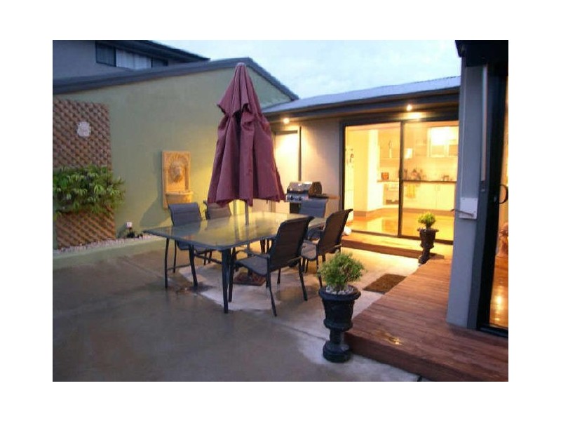 1/17 Gross St, Umina Beach NSW 2257